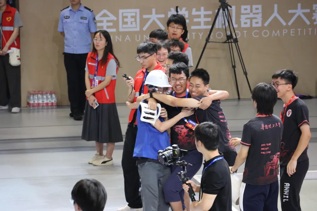 全国大学生机器人大赛现场